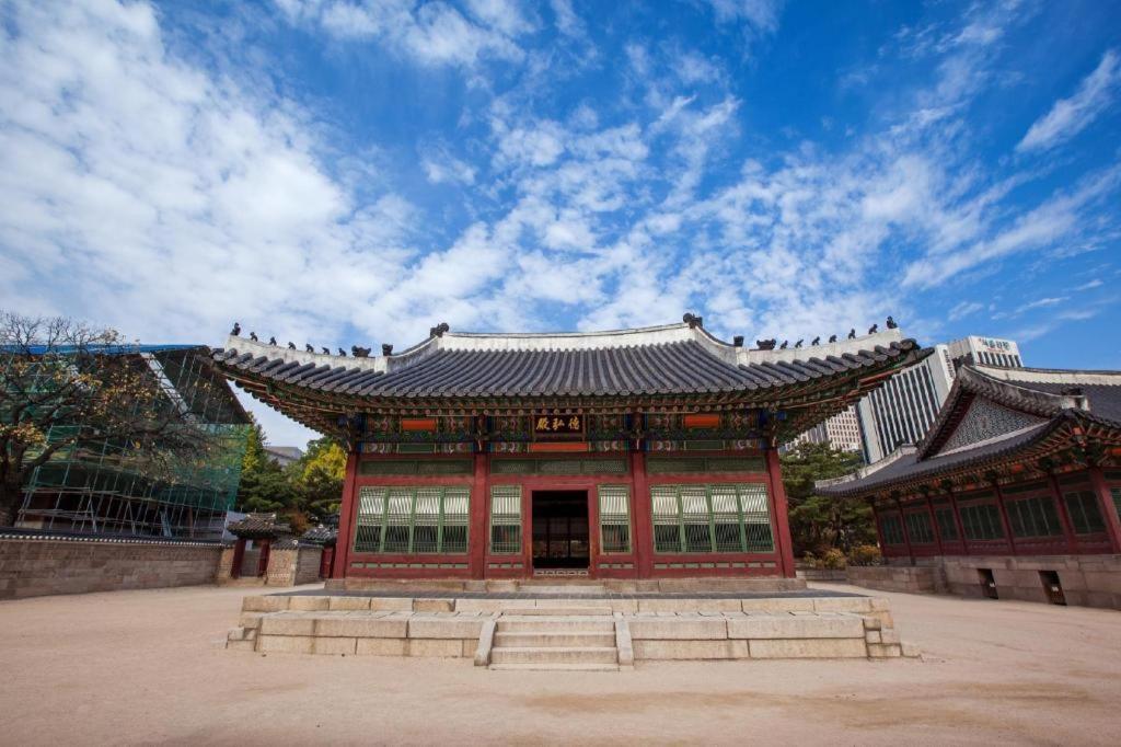 Baron De Paris Motel Seoul Bagian luar foto