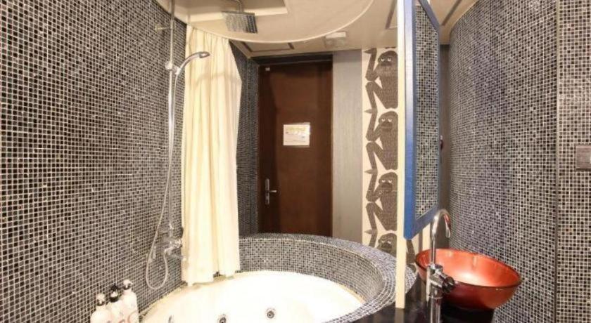 Baron De Paris Motel Seoul Bagian luar foto